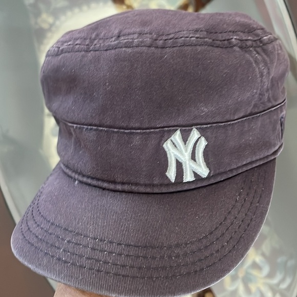 New York Yankees cap main image 4